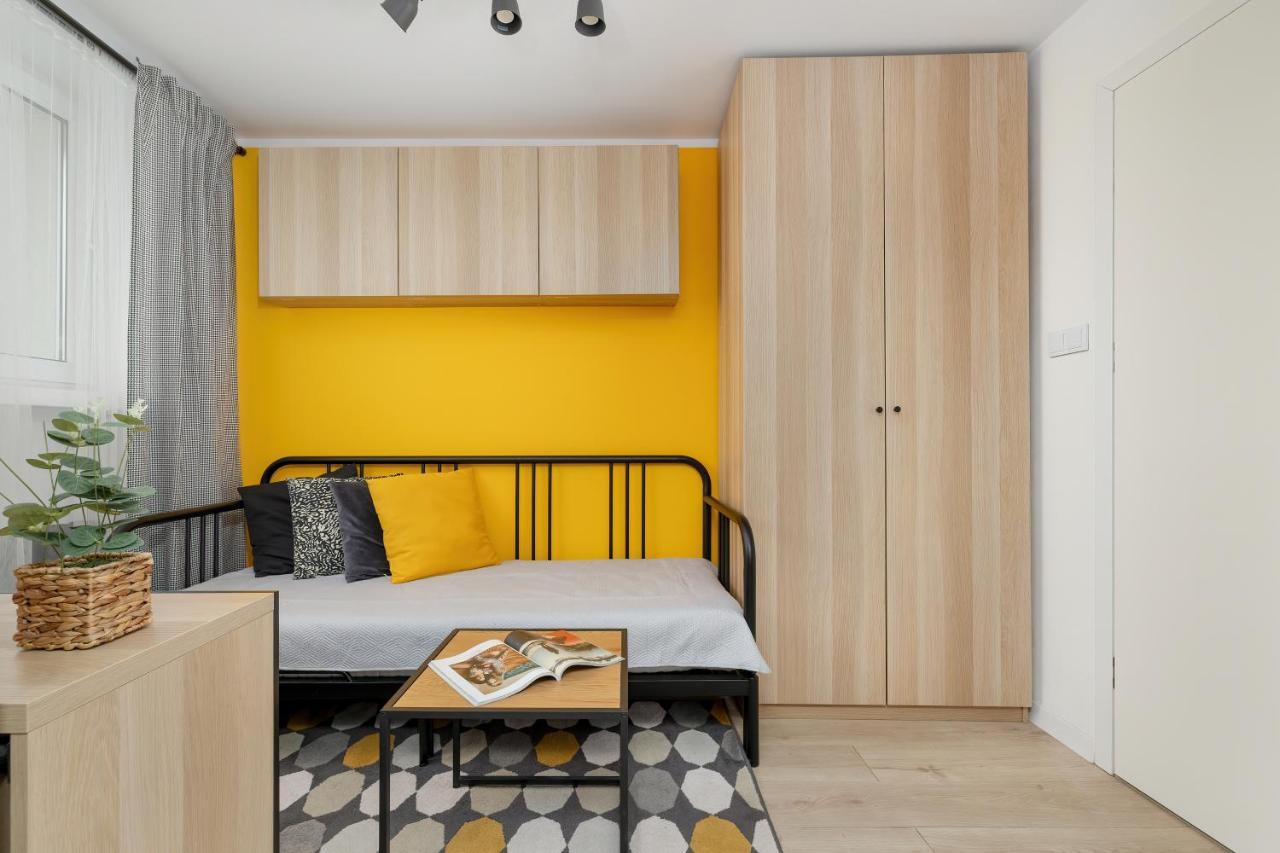 Modernly Arranged Apartments In Katowice By Noclegi Renters Exterior photo